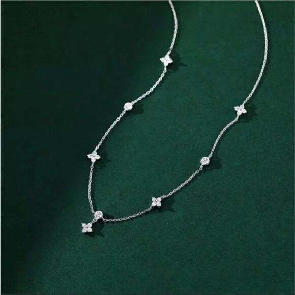 NEW 925 Sterling Silver Zircon Lucky Clover Necklace Adjustable - Picture 2 of 10